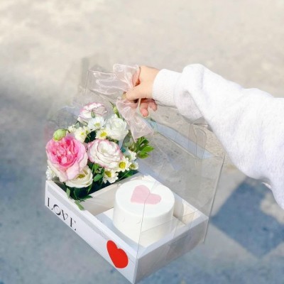 Set Birthday cake with Flowers